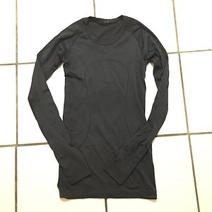 Lululemon Long Sleeve Tee (Dark Gray) Size 4